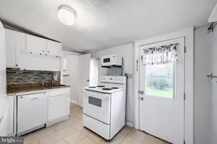 753 202nd St, Pasadena, MD 21122 - Photo 11