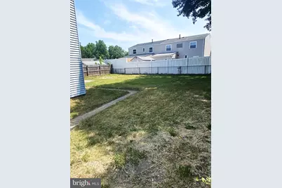 7707 Queens Road, Pasadena, MD 21122 - Photo 3