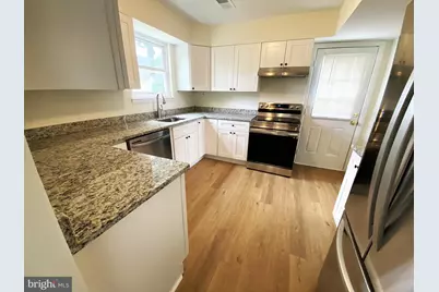 7707 Queens Road, Pasadena, MD 21122 - Photo 9