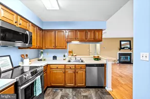 605 Admiral Dr, Annapolis, MD 21401 - Photo 11
