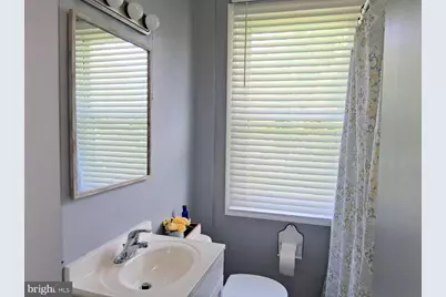 40 Hampton Road, Linthicum Heights, MD 21090 - Photo 17