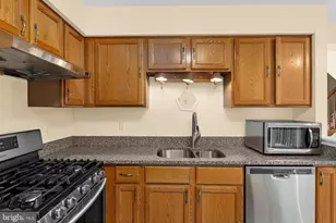 720 Pine Drift Dr, Odenton, MD 21113 - Photo 11