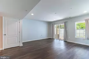 7427 Willow View Ln, Glen Burnie, MD 21060 - Photo 11