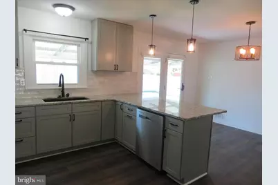 7895 Pavilion Drive, Severn, MD 21144 - Photo 9