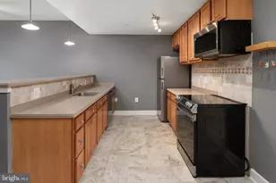 400 Renfro Dr, Glen Burnie, MD 21060 - Photo 7