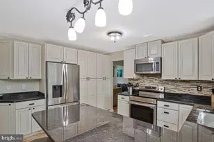 1239 Lorene Dr, Pasadena, MD 21122 - Photo 13