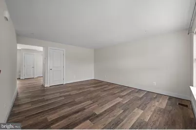 5707 Lowell Street, Brooklyn, MD 21225 - Photo 5