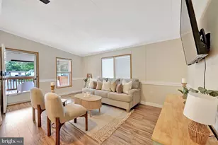 172 B Sonnys Ct, Lothian, MD 20711 - Photo 3