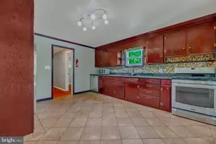 8206 Waterford Rd, Pasadena, MD 21122 - Photo 17
