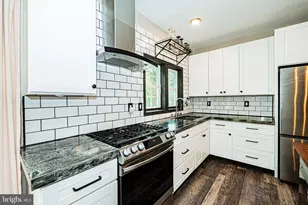 1406 Lower View Ct, Crownsville, MD 21032 - Photo 7