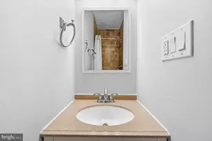 7792 Moonfall Ct, Pasadena, MD 21122 - Photo 17