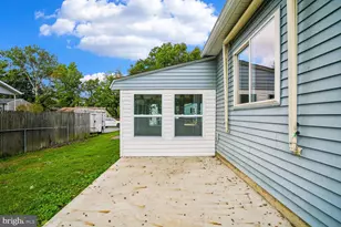 1741 Havre De Grace Dr, Edgewater, MD 21037 - Photo 25