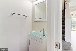 377 Valiant Cir, Glen Burnie, MD 21061 - Photo 23