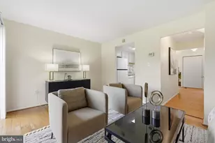 2020 Cambridge Dr, Crofton, MD 21114 - Photo 5