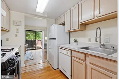 2020 Cambridge Drive, Crofton, MD 21114 - Photo 11
