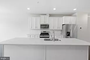 8132 Hollow Ct, Severn, MD 21144 - Photo 9