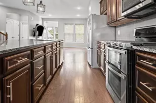 8279 Meadowood Dr, Hanover, MD 21076 - Photo 5