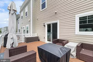 1035 Edenberry Wy, Glen Burnie, MD 21060 - Photo 5