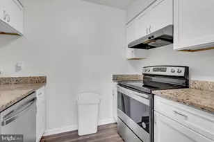 200 Spring Maiden Ct, Glen Burnie, MD 21060 - Photo 7