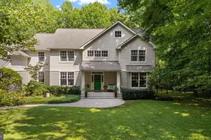 5223 Grenock Dr, Lothian, MD 20711 - Photo 3