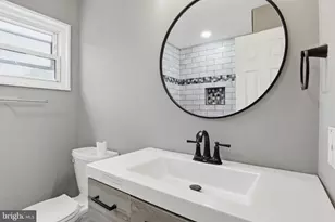 205 Hollywood Ct, Glen Burnie, MD 21060 - Photo 19