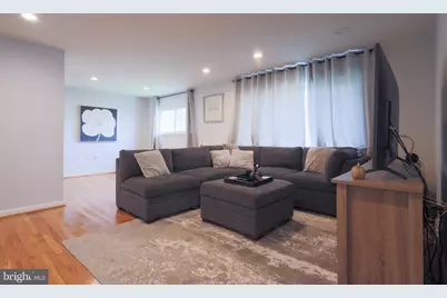 560 Lanny Court, Millersville, MD 21108 - Photo 5