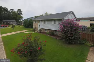 560 Lanny Ct, Millersville, MD 21108 - Photo 3