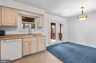 140 Pennsylvania Ave, Pasadena, MD 21122 - Photo 13