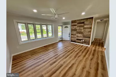 541 Crestpark Drive, Glen Burnie, MD 21061 - Photo 11