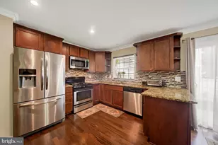 8100 Huntmaster Ct, Glen Burnie, MD 21061 - Photo 9