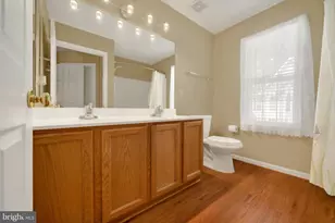8100 Huntmaster Ct, Glen Burnie, MD 21061 - Photo 23