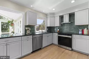 384 Eagle Hill Rd, Pasadena, MD 21122 - Photo 11
