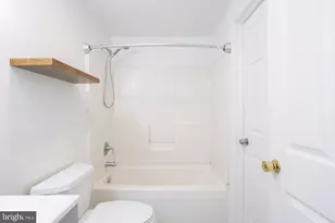 7906 Wellesley Ct, Pasadena, MD 21122 - Photo 21
