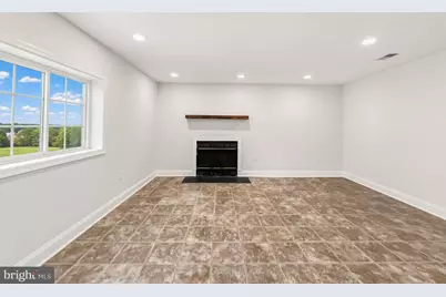 395 Valiant Circle, Glen Burnie, MD 21061 - Photo 17