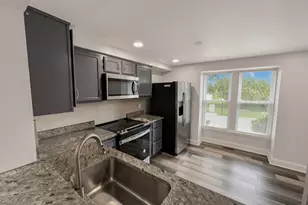 395 Valiant Cir, Glen Burnie, MD 21061 - Photo 11