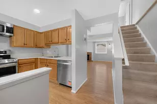 7648 Fairbanks Ct, Hanover, MD 21076 - Photo 5
