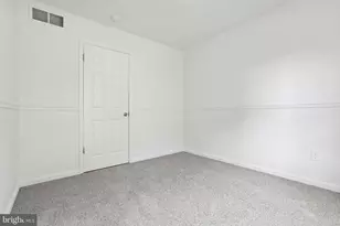 7736 Woodlawn Ave, Pasadena, MD 21122 - Photo 9