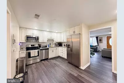 6416 Lacrosse Lane NE, Glen Burnie, MD 21061 - Photo 5
