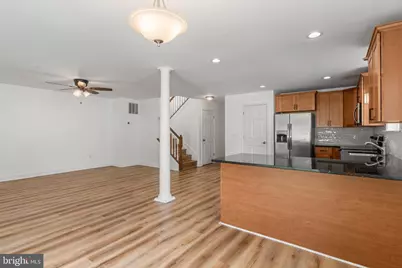 808 204th Street, Pasadena, MD 21122 - Photo 7