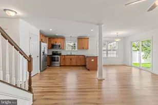 808 204th St, Pasadena, MD 21122 - Photo 9