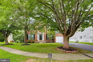 7504 Farm Pond Ct, Hanover, MD 21076 - Photo 3