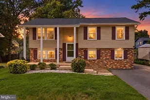 944 Autumnwood Dr, Gambrills, MD 21054 - Photo 1