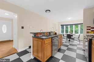 3935 W Shore Dr, Edgewater, MD 21037 - Photo 11