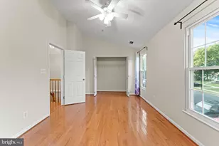 144 Foxchase Dr, Glen Burnie, MD 21061 - Photo 27