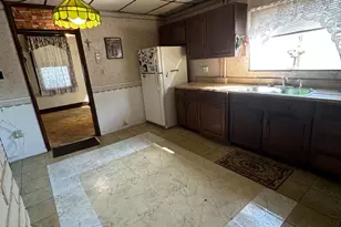 309 Doris Ave, Baltimore, MD 21225 - Photo 9