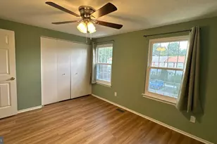 6441 Grafton Garth Ct, Glen Burnie, MD 21061 - Photo 15