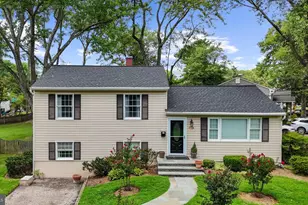 200 Hollyberry Rd, Severna Park, MD 21146 - Photo 3