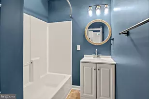 200 Chesapeake Ave, Annapolis, MD 21403 - Photo 17