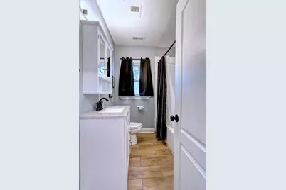 8231 Fort Smallwood Road, Curtis Bay, MD 21226 - Photo 13