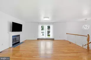 913 Fawn Ave, Pasadena, MD 21122 - Photo 9